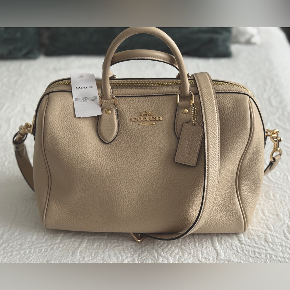 NWT ! Coach Cream Satchel with Gold Hardware. Big capacity BRAND NEW